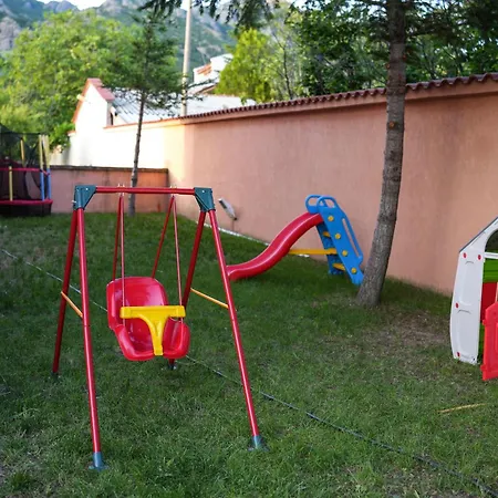комплекс Family Time Relax&spa ホテル Sliven